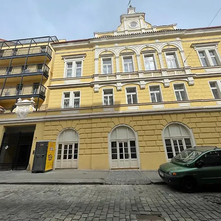 Apartment Varsavska 203